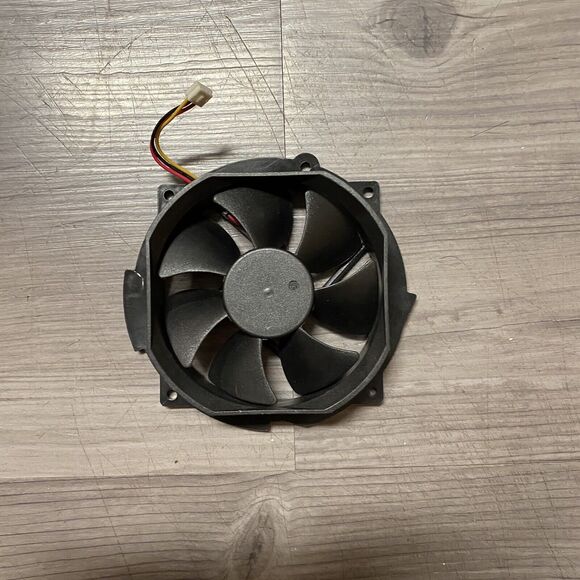 Adda DC12V 0.30A 92mm x 92mm x 25mm Cooling Fan 3-Pin Brushless AD0912US-A70GL - Picture 3 of 3